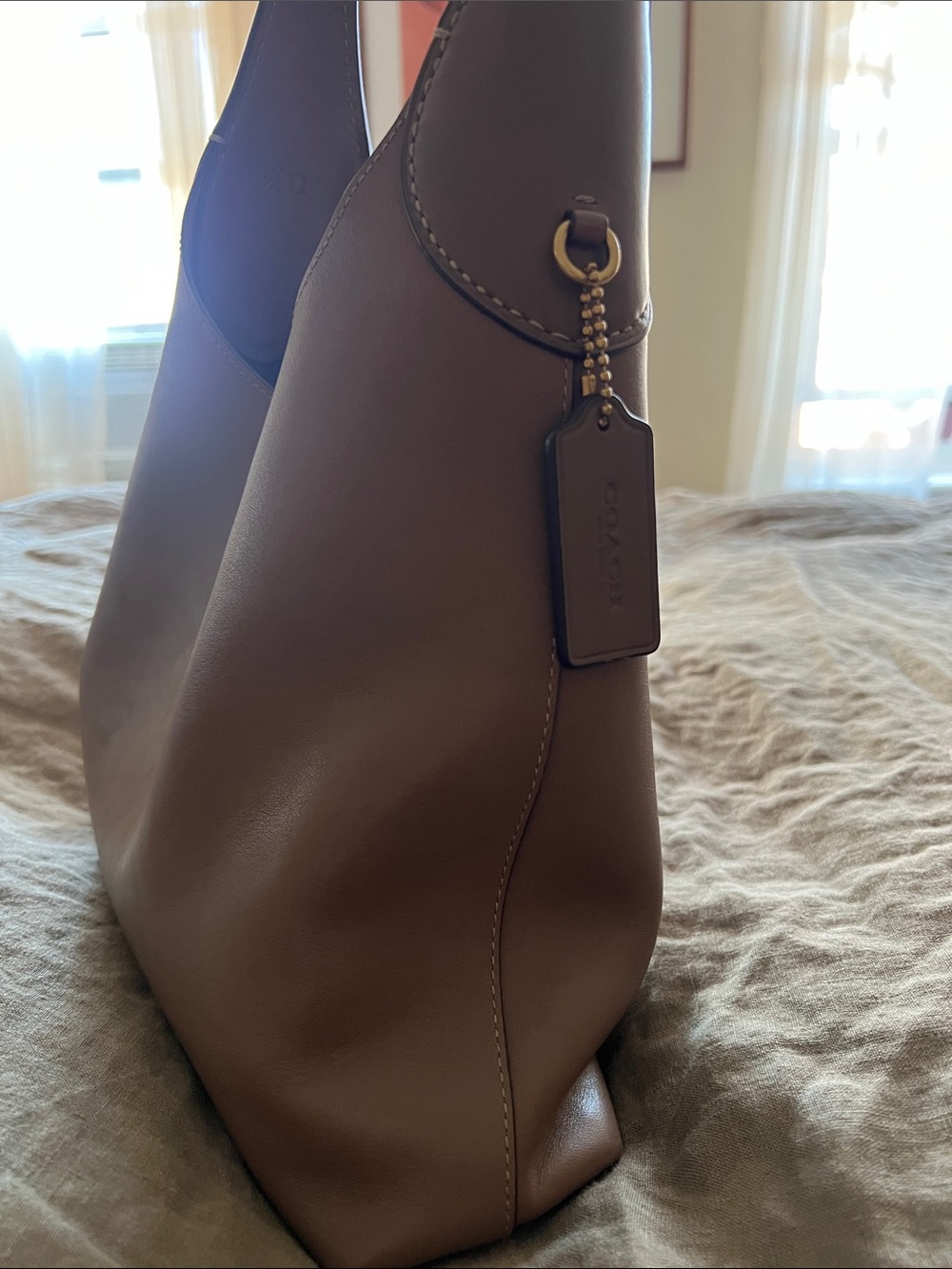 Coach Brooklyn Shoulder Bag 28 - Picture 2 of 12